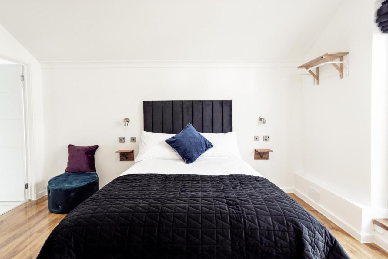 Cambridge House Hotel ภายนอก รูปภาพ