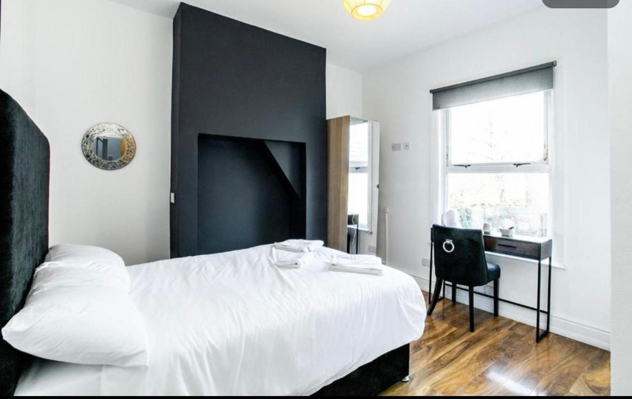 Cambridge House Hotel ภายนอก รูปภาพ