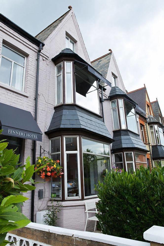 Cambridge House Hotel ภายนอก รูปภาพ